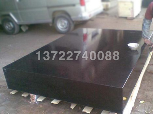 如何检测大理石平板的工作面精度误差