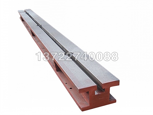 T型槽地轨